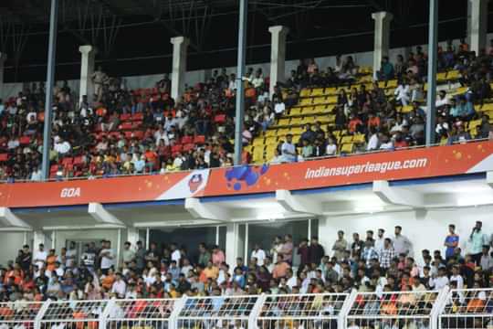 Which stadiums have hosted the ISL final over the years?