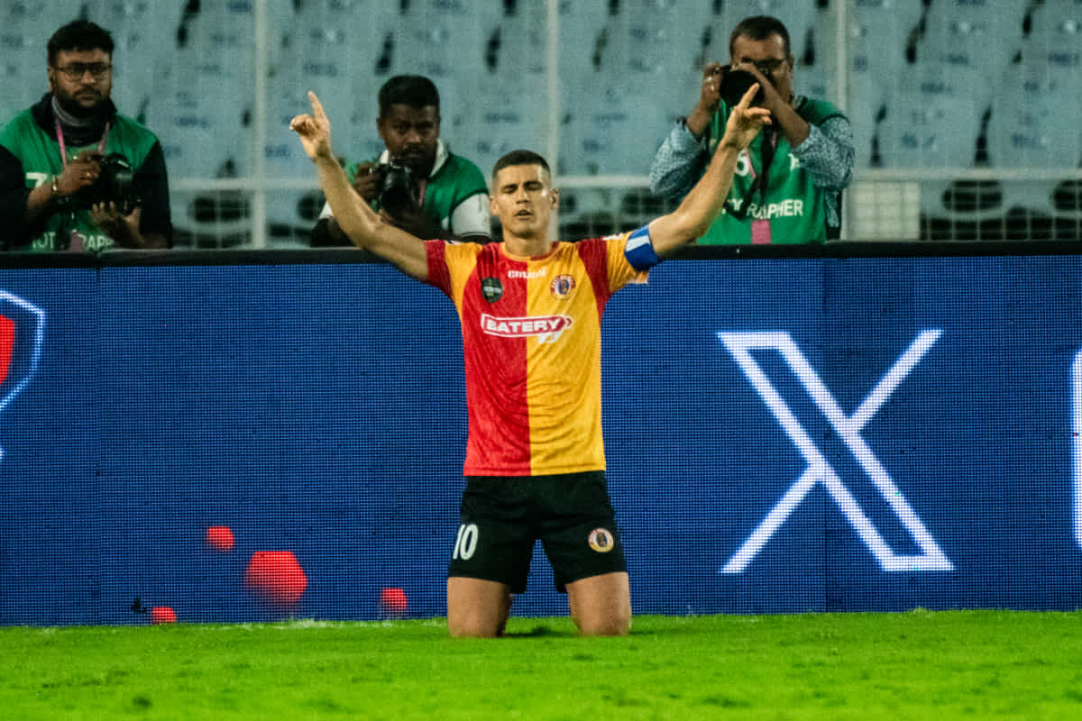 Should East Bengal retain Cleiton Silva?