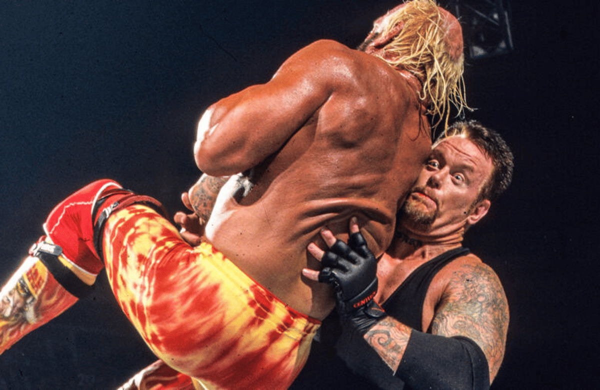 [VIDEO] The Undertaker recalls Hulk Hogan faking a neck injury to retain WWE title at 1991 Survivor Series
