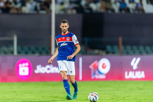 Bengaluru FC defender Aleksandar Jovanovic blind ranks international defenders