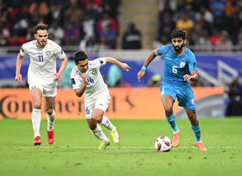 Akash Mishra sidelined with long-term ACL injury