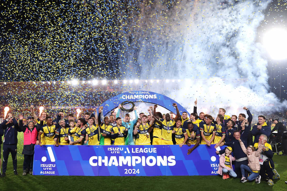 Central Coast Mariners win A-League, complete treble