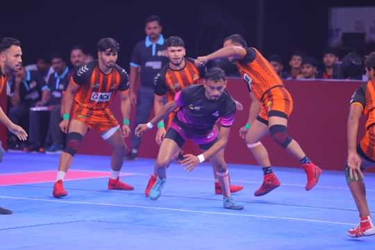 UPKL: Lucknow Lions beat Noida Ninjas to become first team to qualify for playoffs