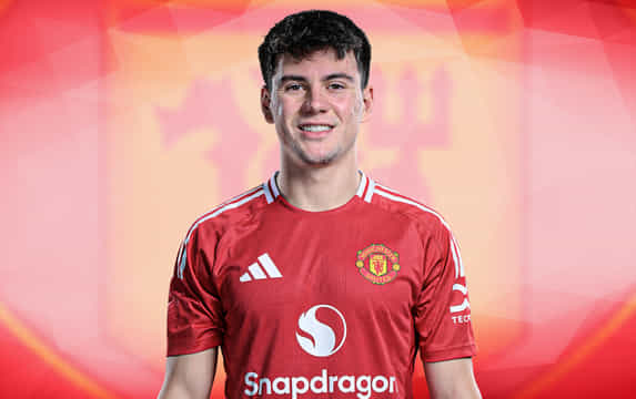 Panathinaikos in advance talks to sign Manchester United star Facundo Pellistri