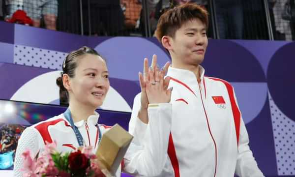 (Watch) China's Liu Yuchen proposes girlfriend Huang Yaqiong after her Paris Olympics 2024 gold triumph
