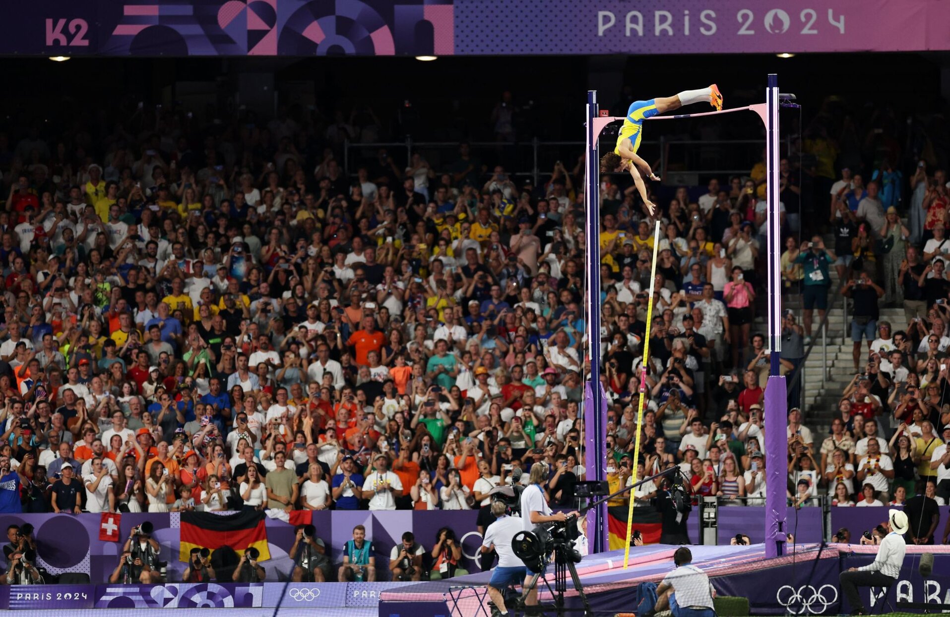 Paris Olympics 2024 Mondo Duplantis sets new world record to defend