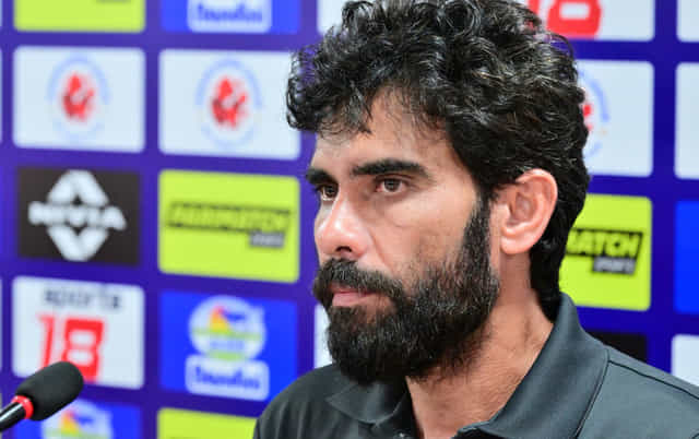 Khalid Jamil urges players to play for the fans in the Red Miner's last home game of league
