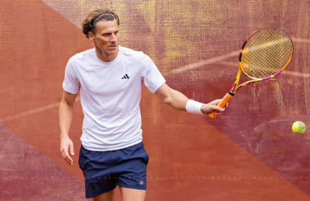 Former Man United & Mumbai City FC star Diego Forlan set for professional tennis debut