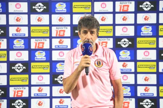ISL 2025-26: East Bengal head coach Oscar Bruzon credits defense after 4-1 victory against SC Delhi
