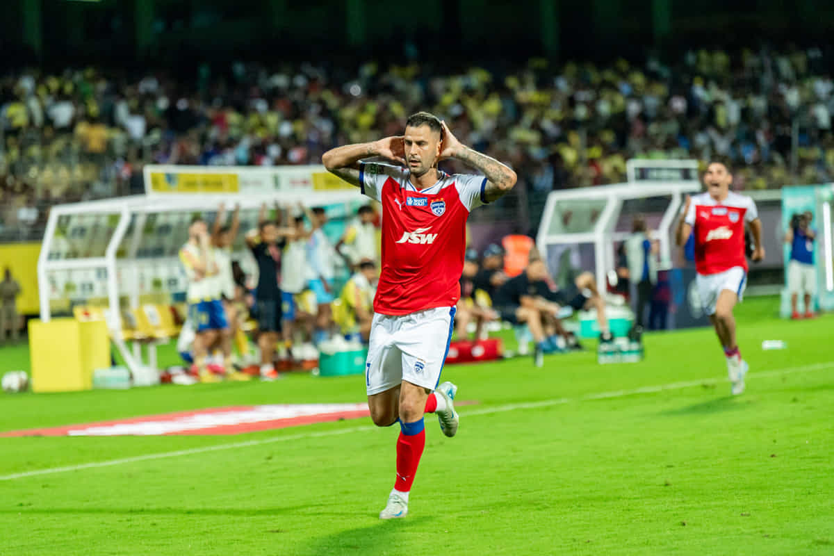 ISL 2024-25 Final: Edgar Mendez calls out refereeing discrepancies during summit clash