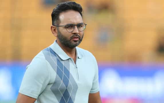 Parthiv Patel snubs Hardik Pandya as he names the best all-rounder in the IPL