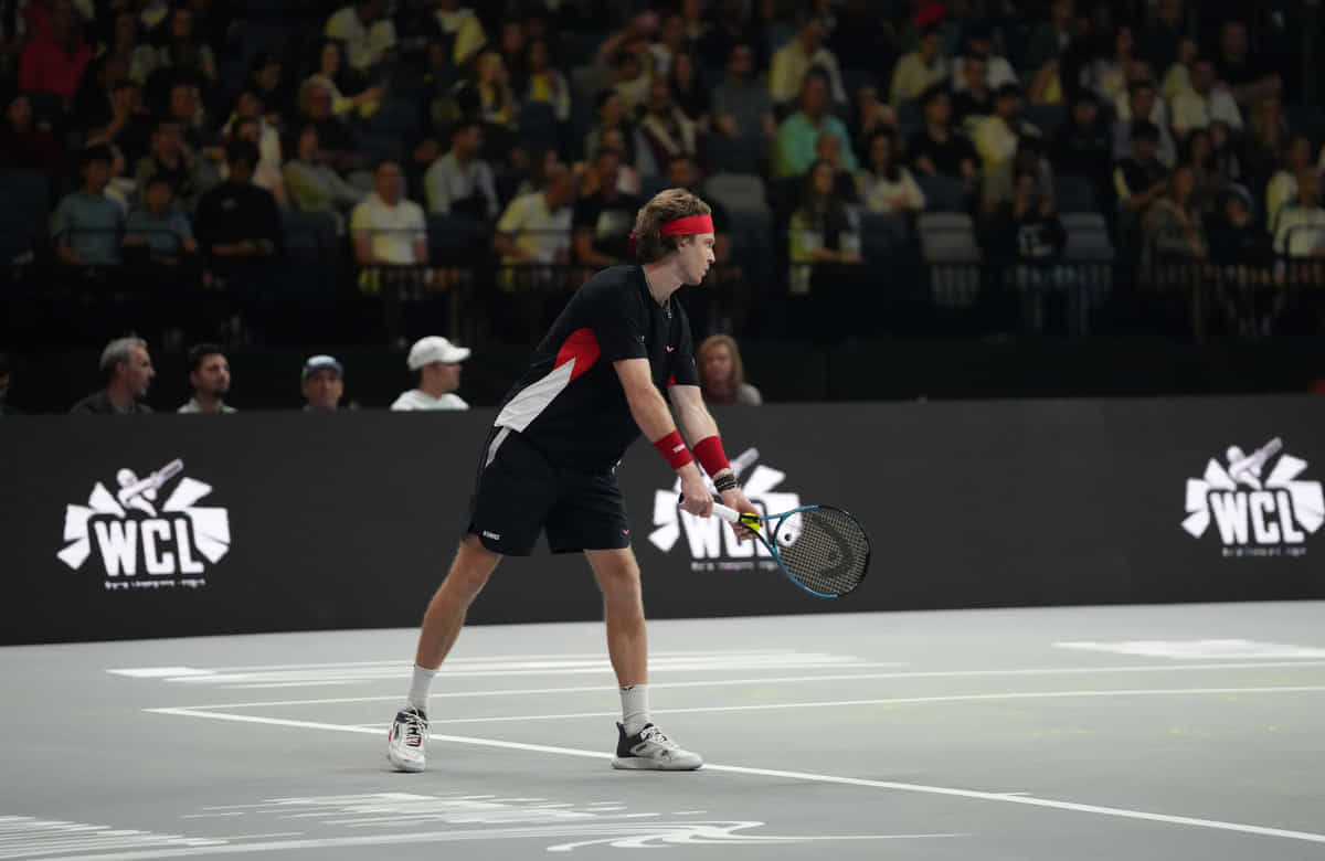 World Tennis League 2024: Iga Swiatek, Stefanos Tsitsipas help Eagles climb to second place with win over leaders Falcons