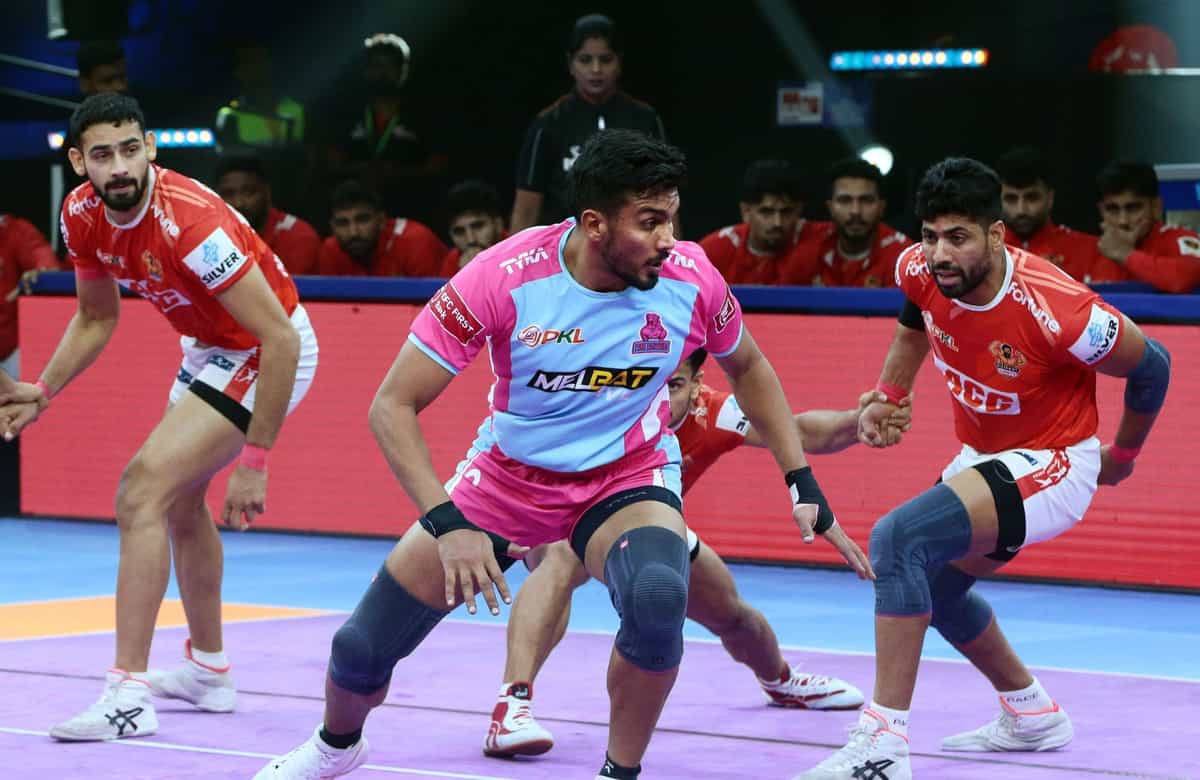 PKL 11: Jaipur Pink Panthers keep playoffs hopes alive with win over Gujarat Giants