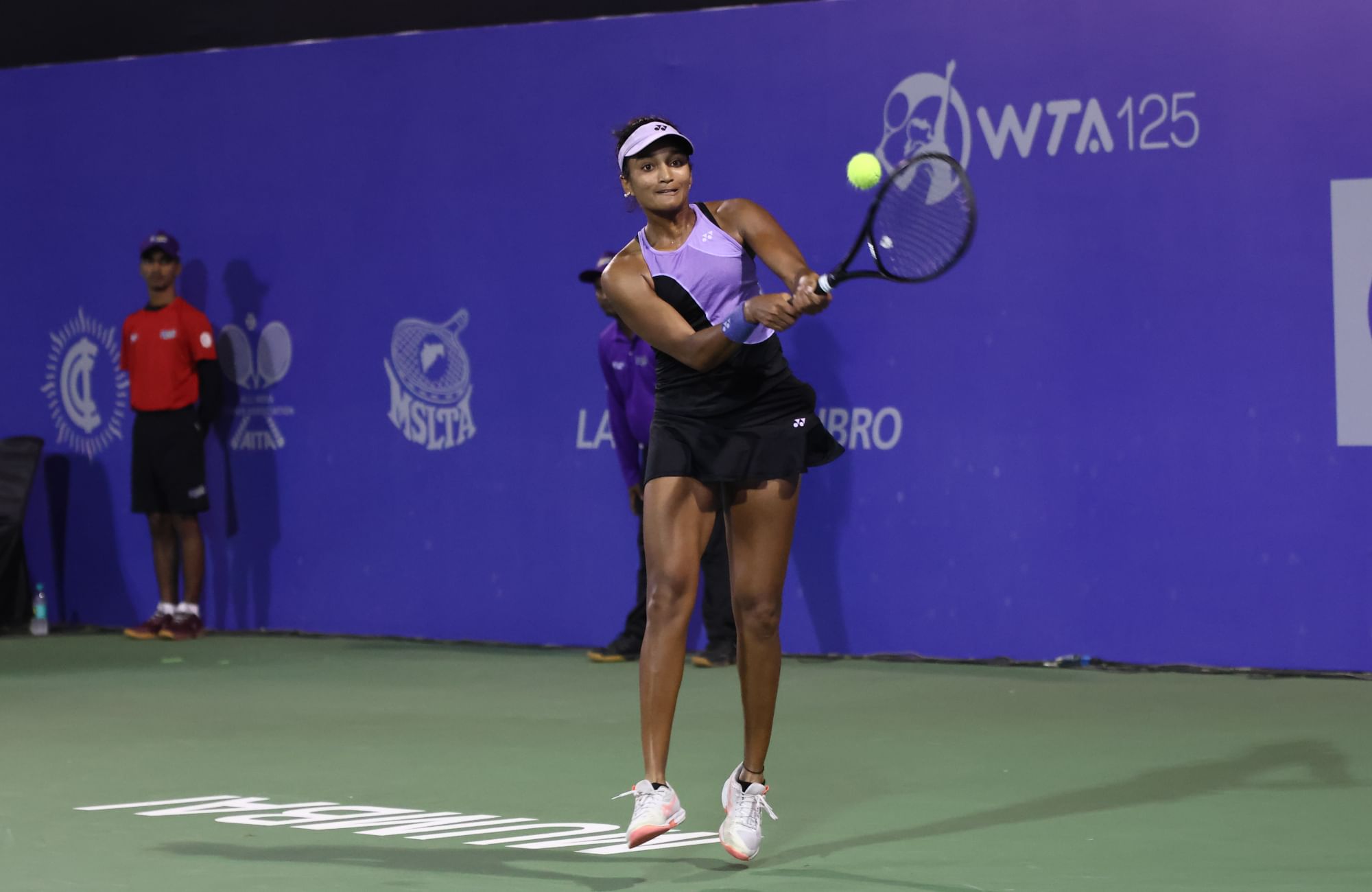 Mumbai Open 2025: Indias Sahaja Yamalapalli knocked out; second seed Rebecca Marino cruises to last 16