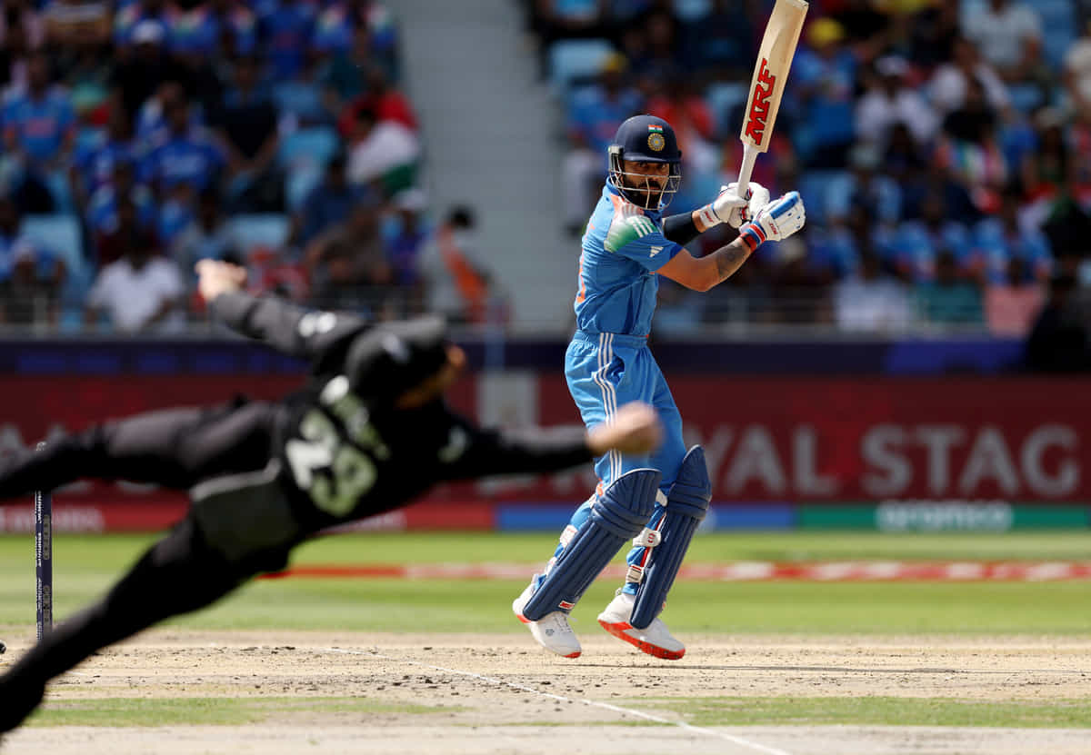 Fan labels Glenn Phillips as the greatest fielder, Jonty Rhodes responds