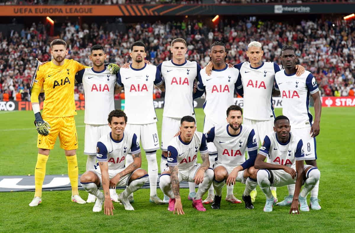 Lionel Messi & Alejandro Garnacho name Tottenham star as "best defender in the world"