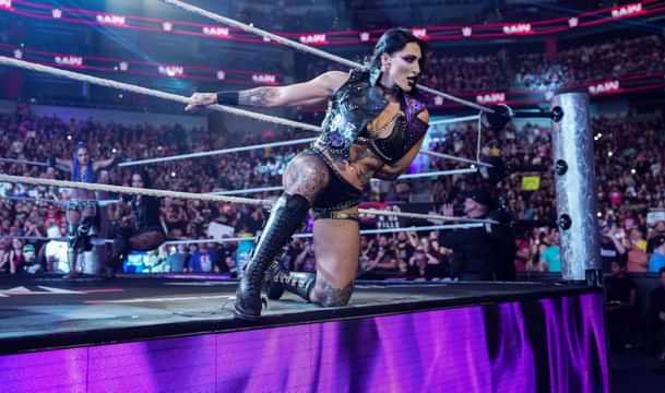 WWE RAW Rhea Ripley (1)