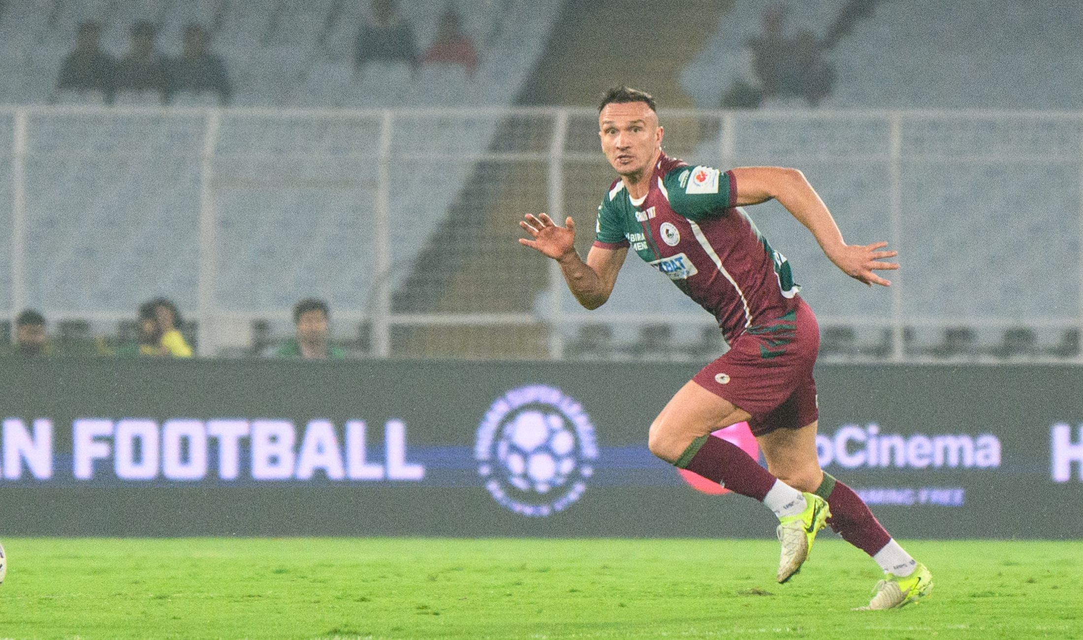 Positives & negatives of Mohun Bagan tying down Tom Aldred to new long-term contract