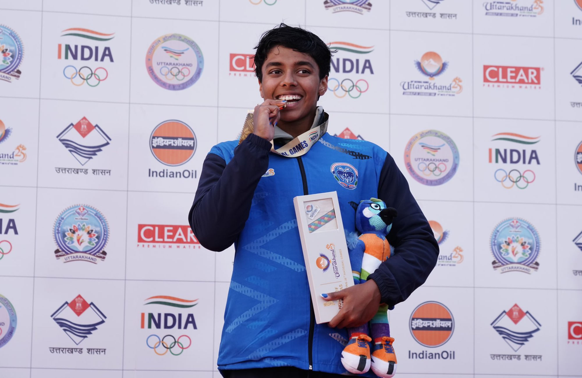 Olympian Dhinidhi Desinghu sets new National Record in women's 100m freestyle