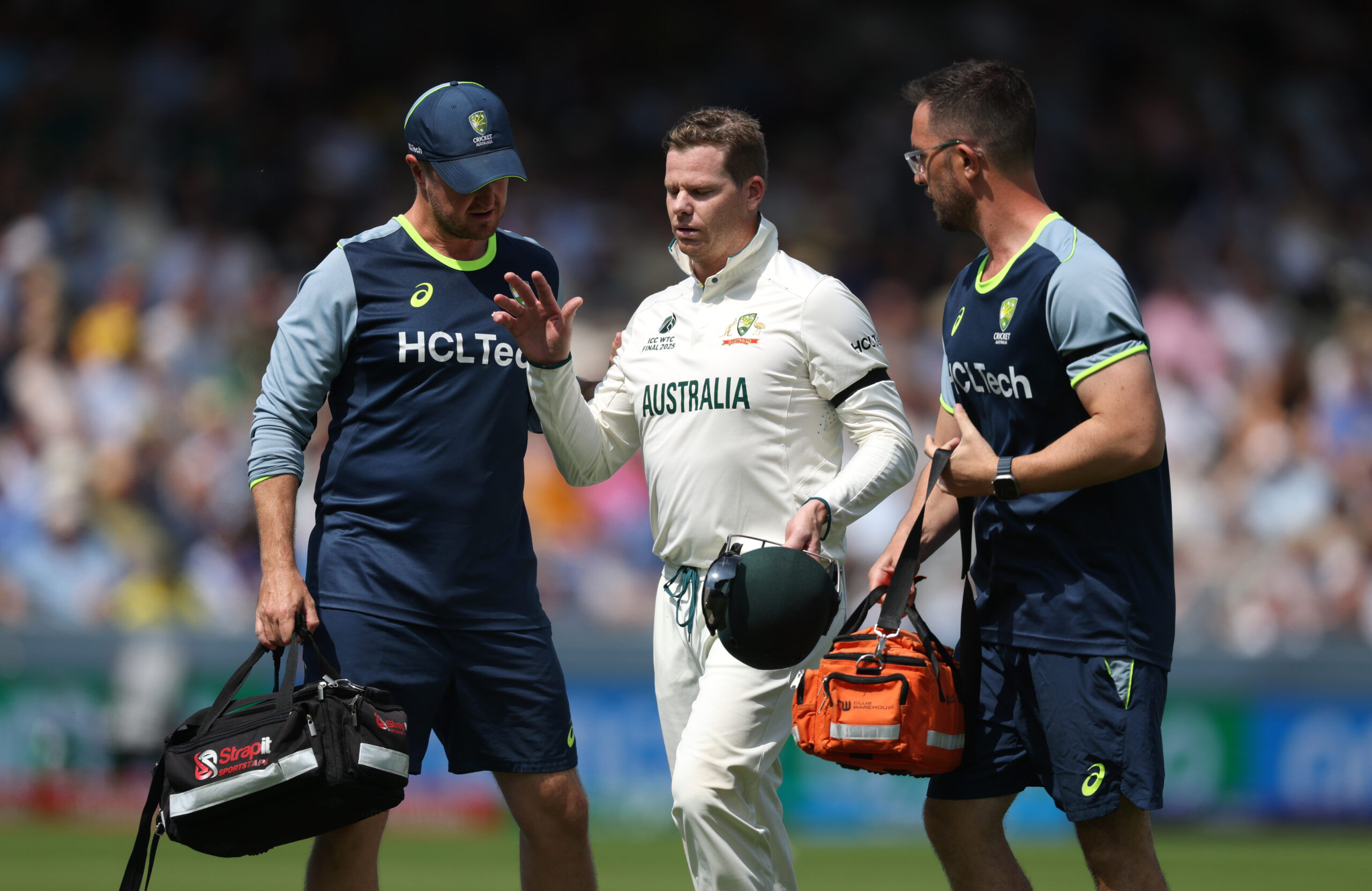 ICC WTC 2023-25 final: Steve Smith gets injured while attempting catch at slips; Leaves field immediately