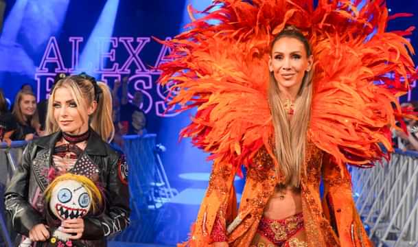 Alexa Bliss and Charlotte Flair WWE SmackDown Evolution (1)