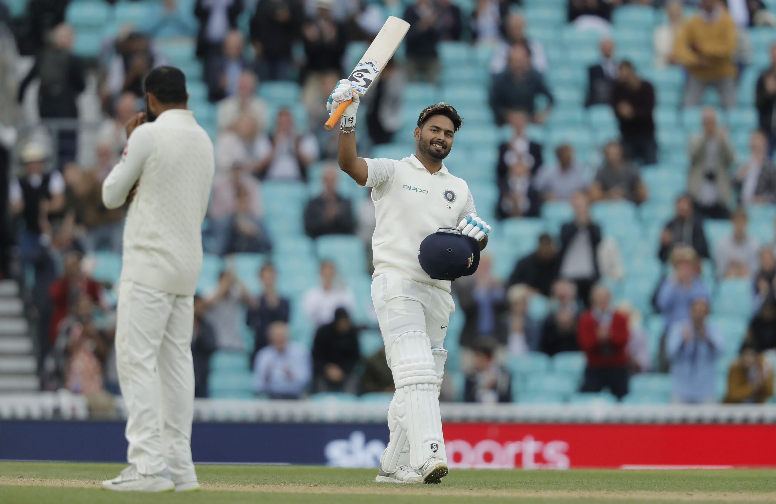 Rishabh Pant celebrates his test hundred at The Oval