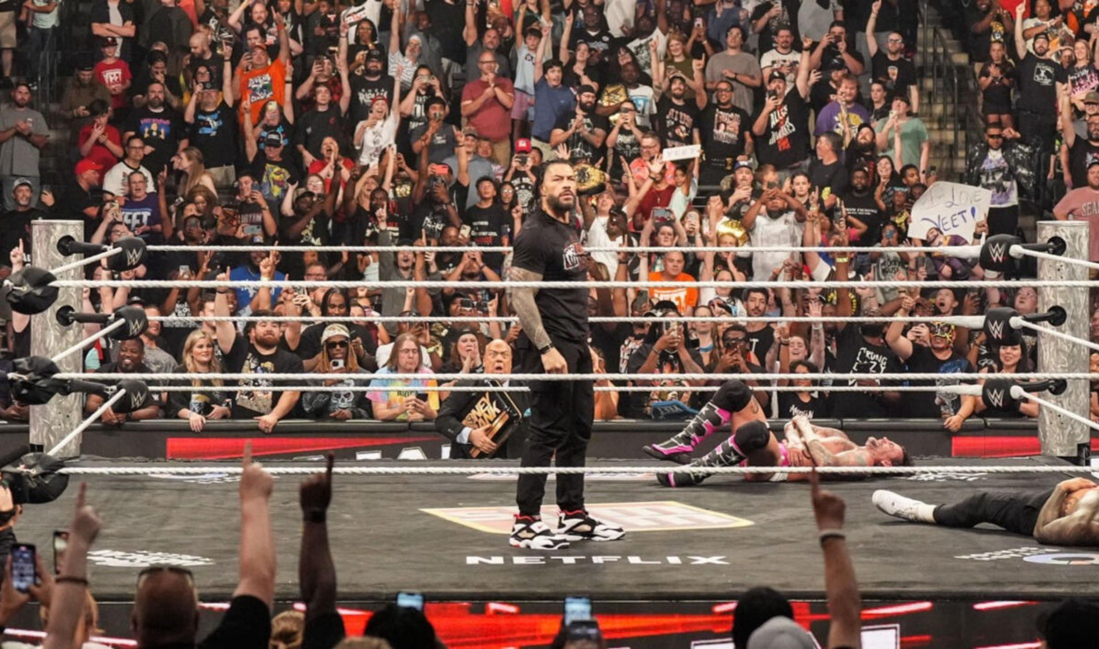 Roman Reigns WWE RAW