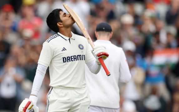 Shubman Gill celebrates his hundred in the Manchester test