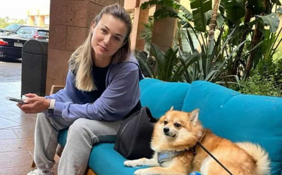 [Watch] Cute moment as Anna Kalinskaya's puppy interrupts victory celebration