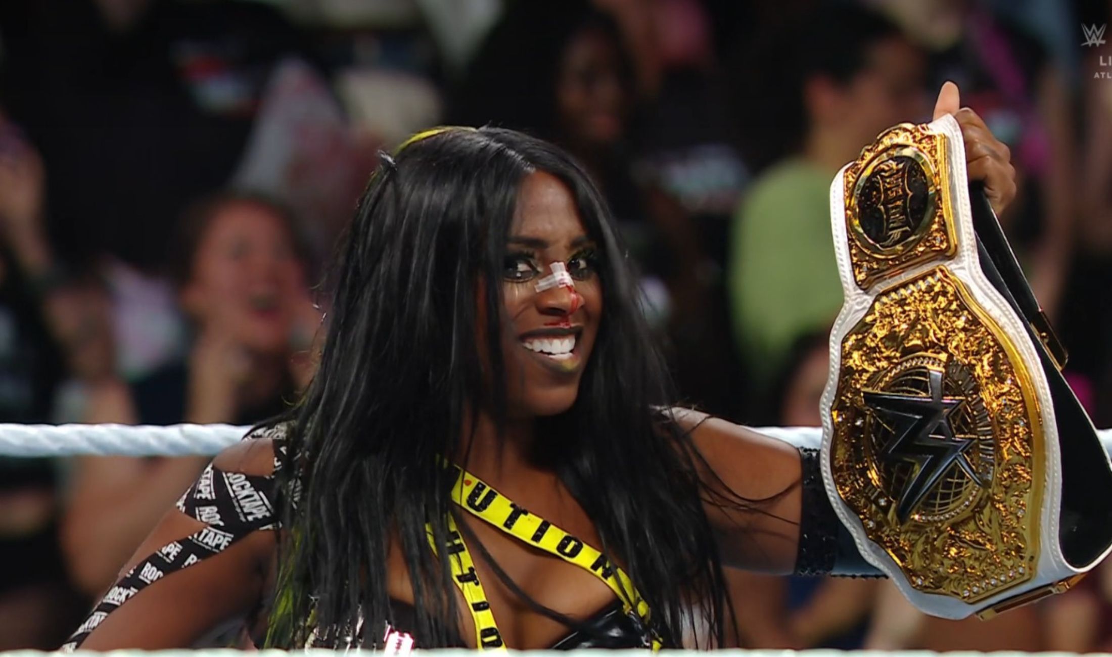 WWE Evolution 2025 Results Naomi wins World title