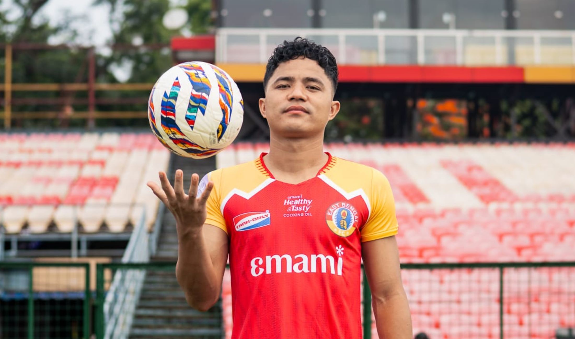 ISL: East Bengal FC announce the signing of Edumund Lalrindika on three-year contract