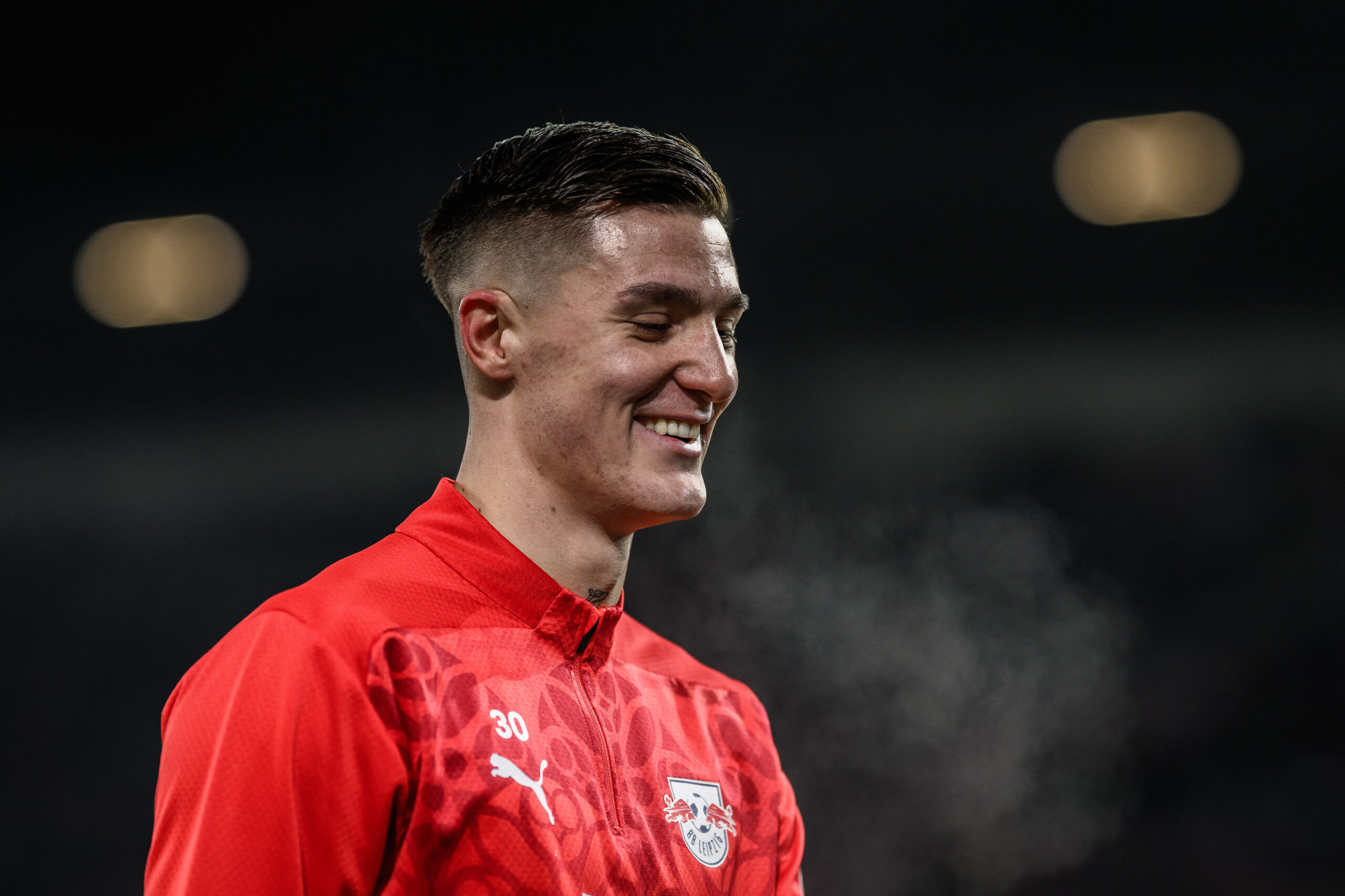 Manchester United submit €75m bid for Benjamin Sesko: Report