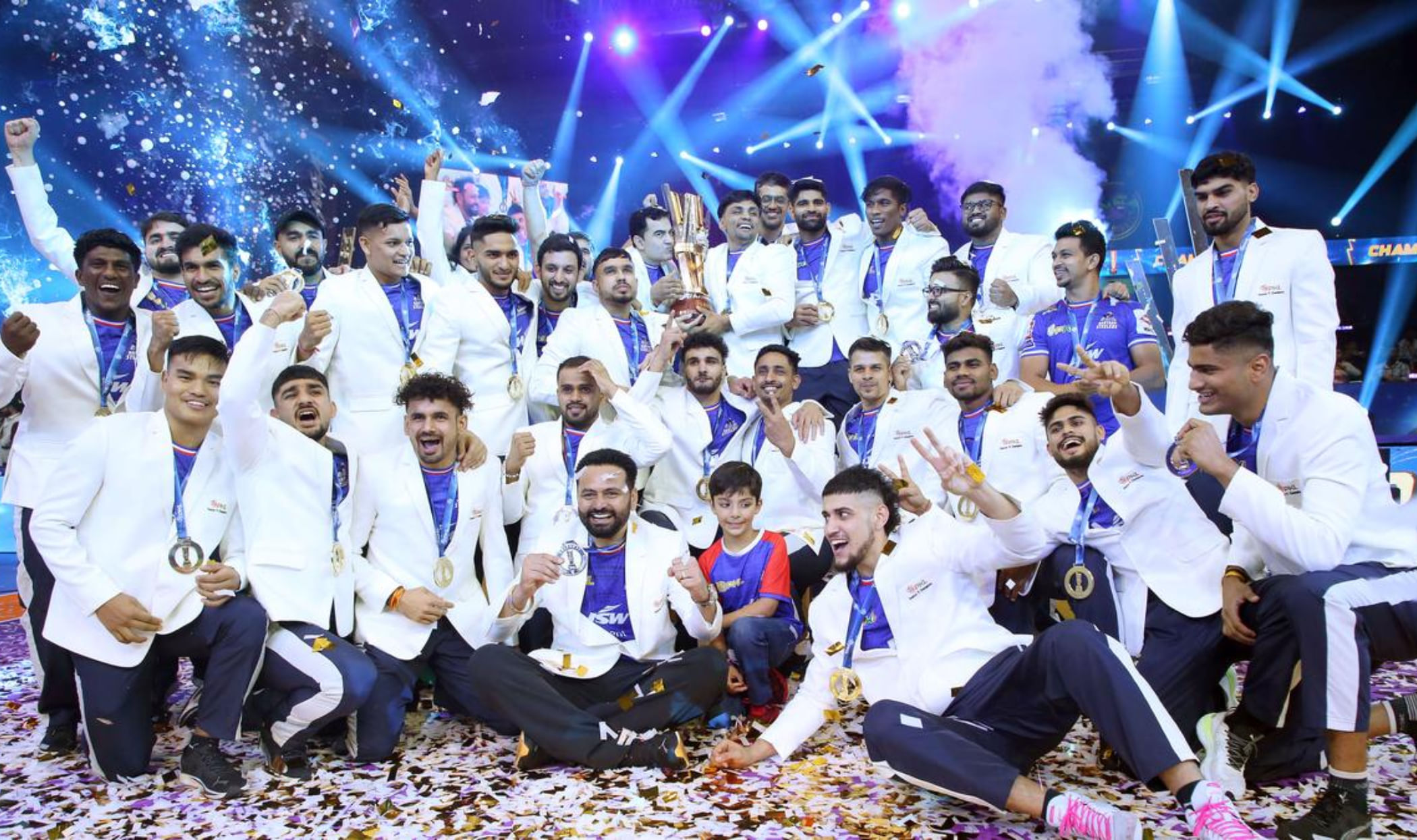 Watch: Haryana Steelers' unique entry into stadium against Bengal Warriorz in PKL 12