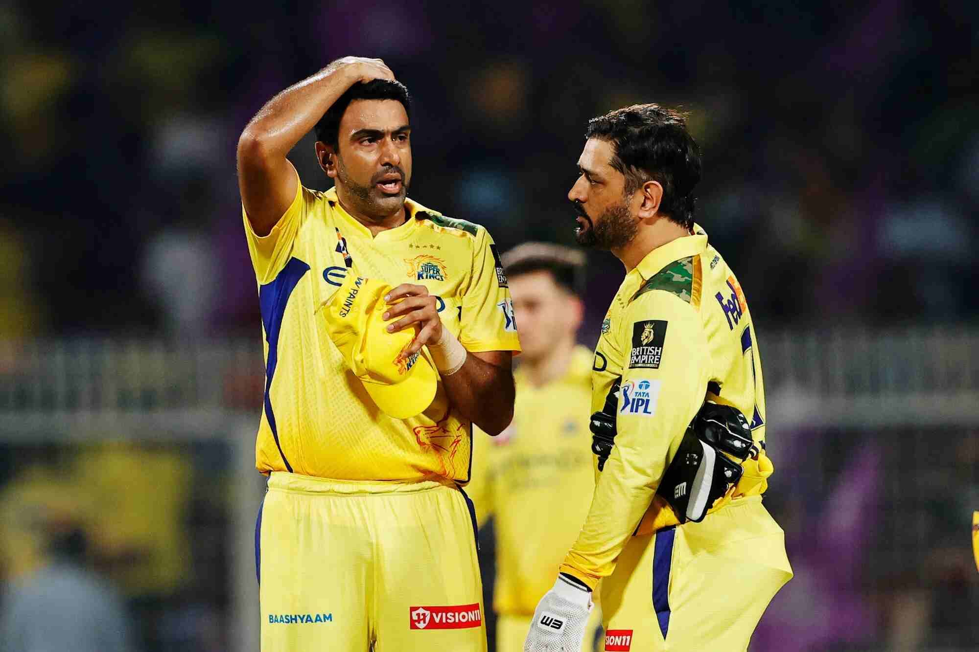 Ravichandran Ashwin and MS Dhoni