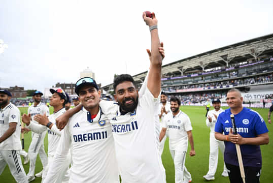 ENG vs IND, Shubman Gill, Mohammed Siraj celebrate after India celebrate their win at The Oval.