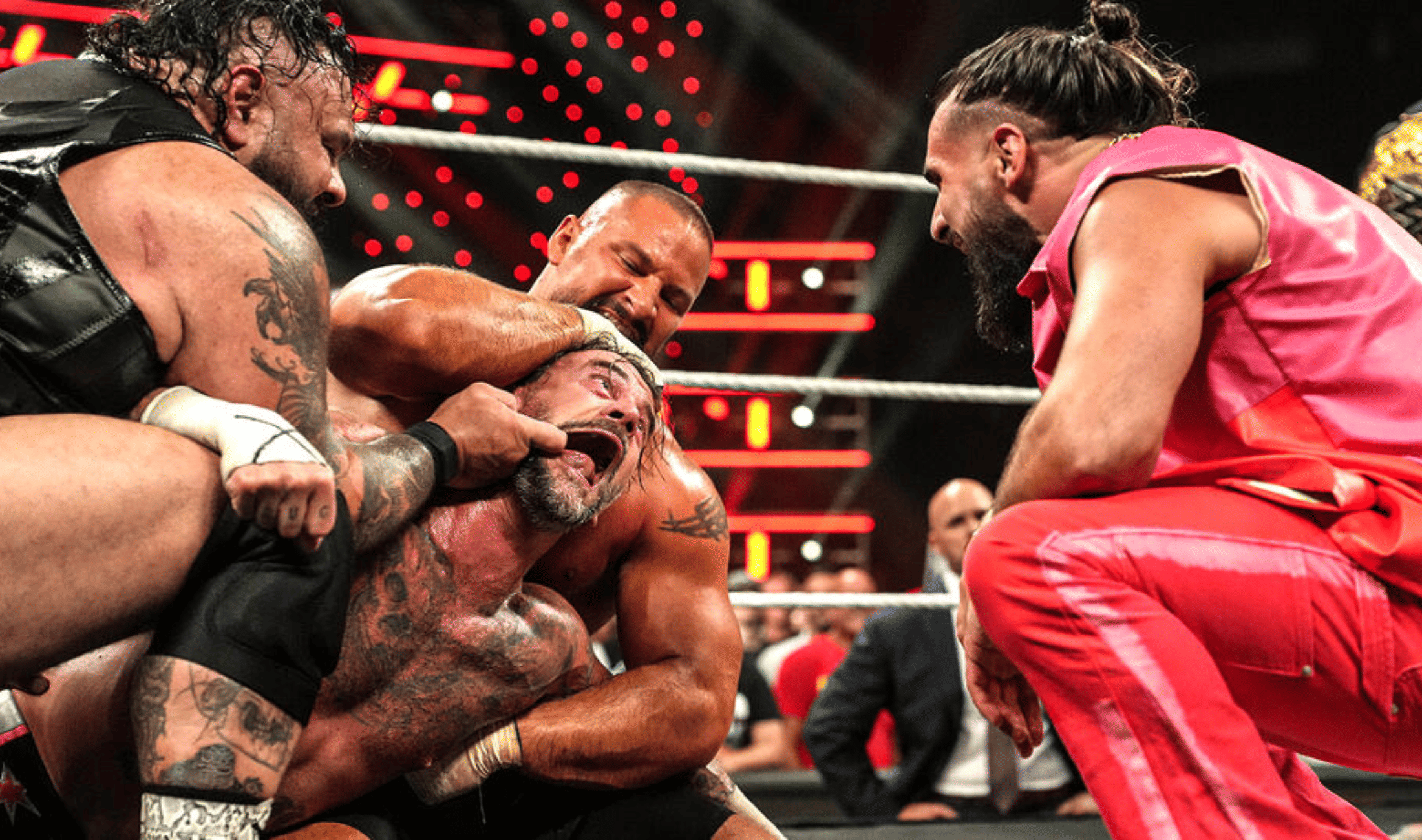 WWE RAW August 11 Results - CM Punk & Seth Rollins