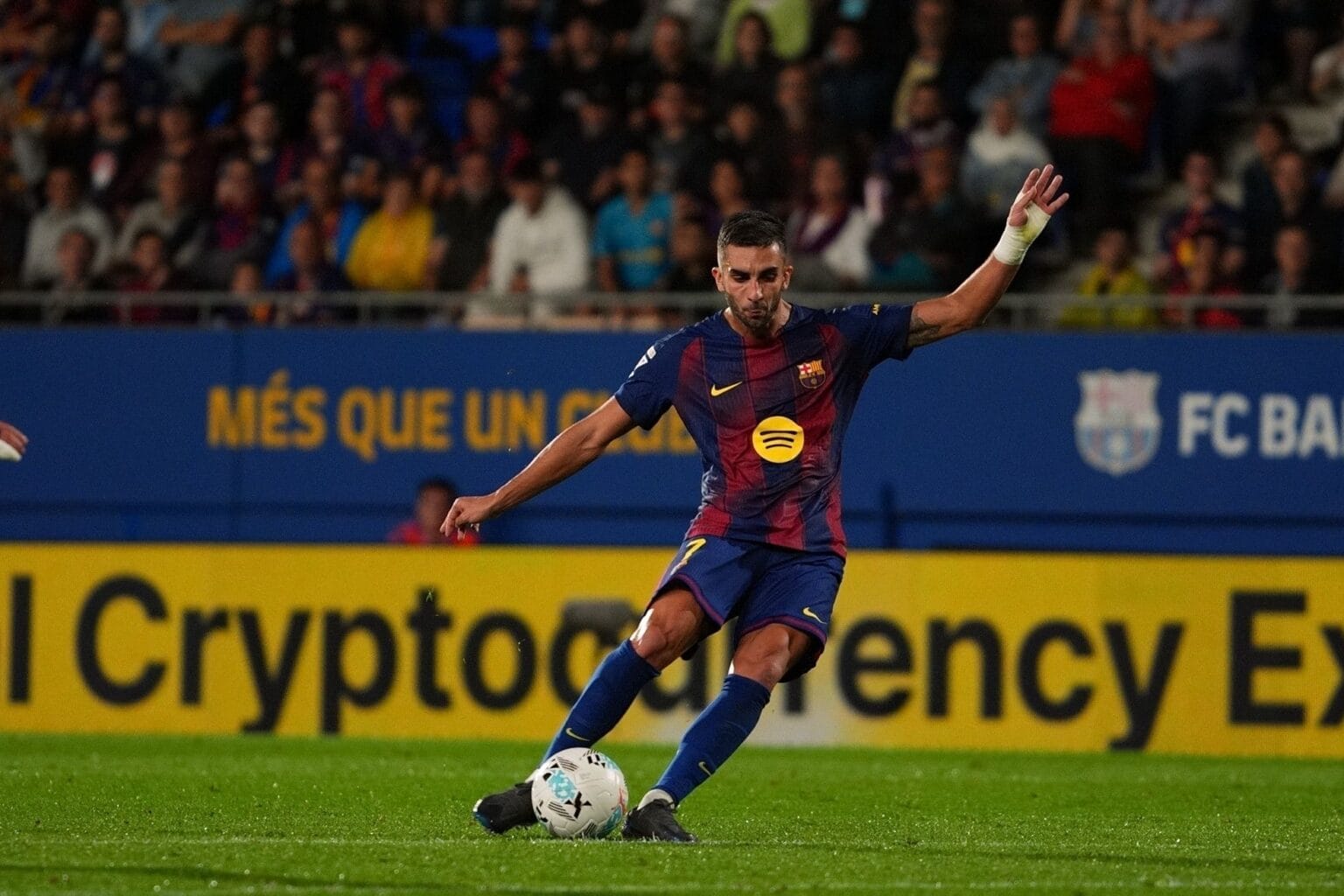 cd guadalajara vs fc barcelona lineups
