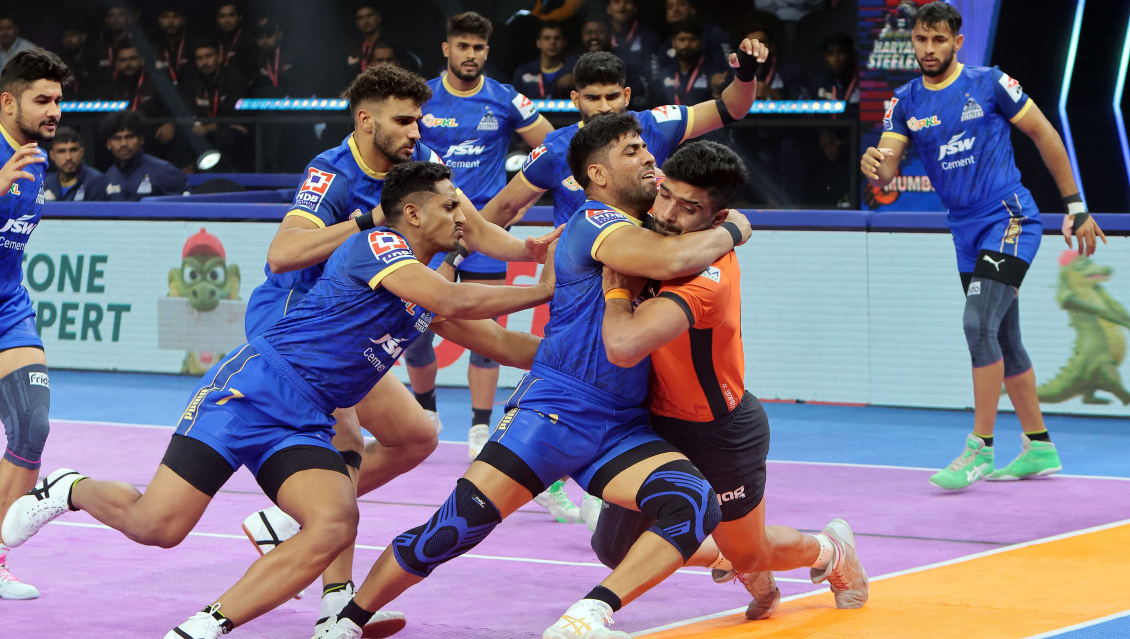 PKL 12: Top five best moments from Day 6 matches