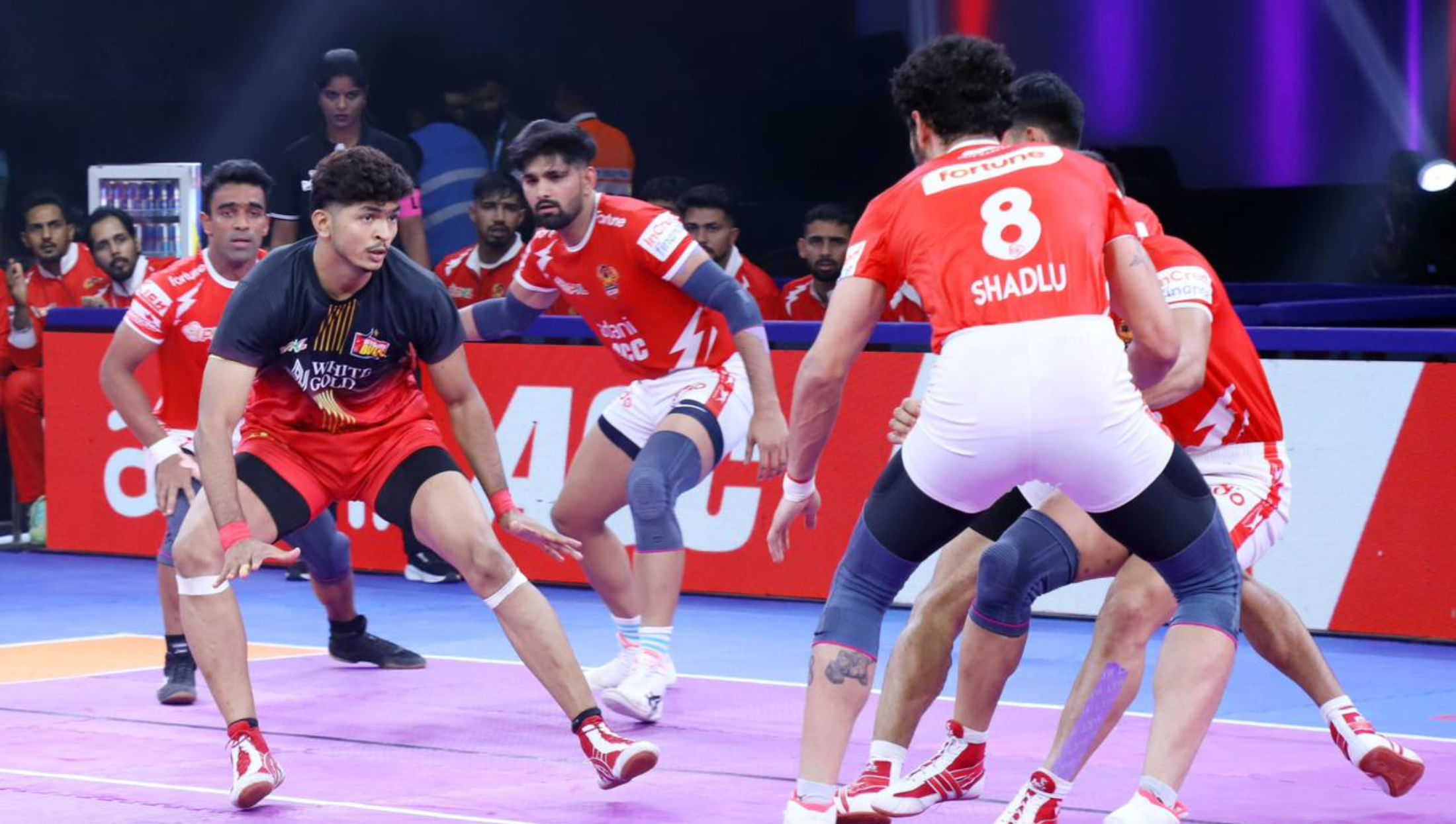 PKL 12: Akash Shinde shines as Bengaluru Bulls beat Gujarat Giants in thrilling contest