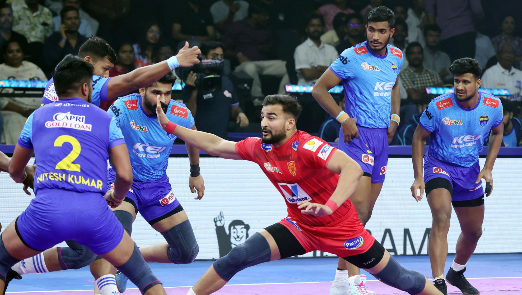PKL 12: Ashu Malik helps Dabang Delhi remain undefeated; Bengal Warriorz suffer consecutive defeats
