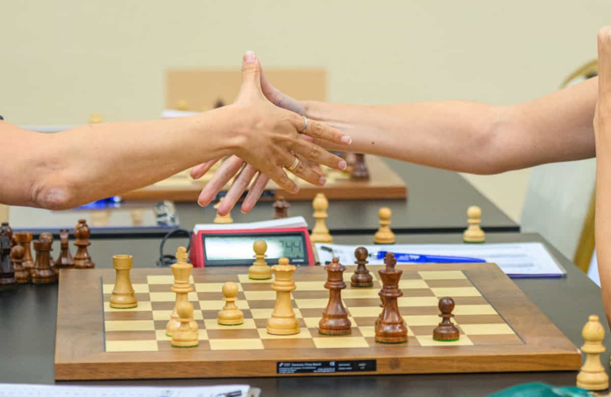 FIDE rating decay