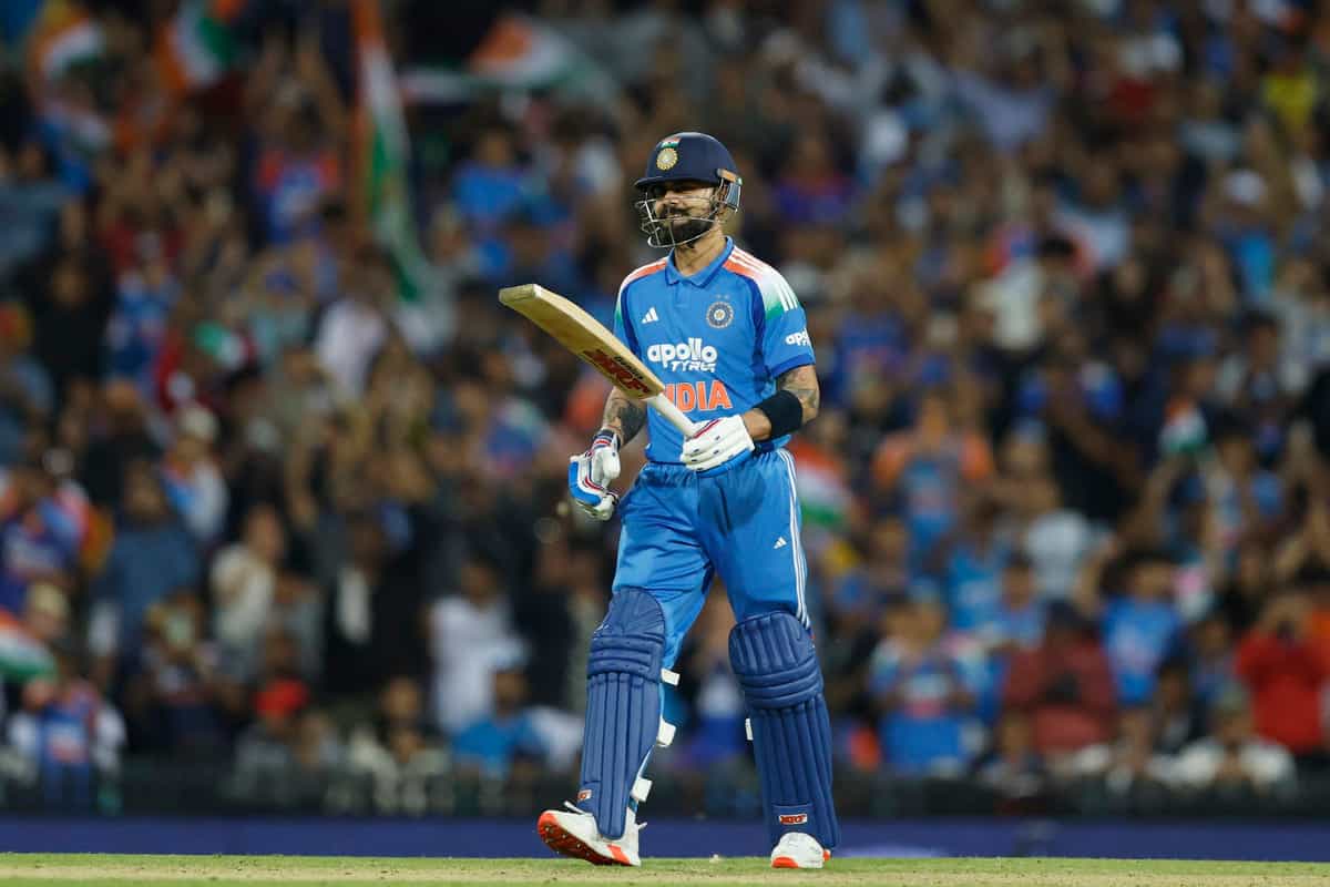 Virat Kohli celebrates fifty during third IND vs AUS ODI