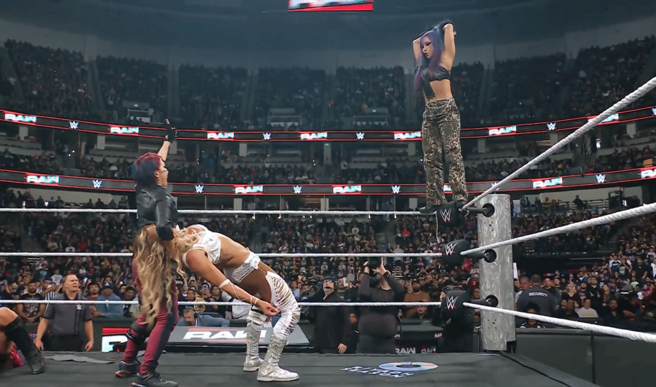 WWE RAW October 27 Results - Asuka & Kairi Sane attack everyone