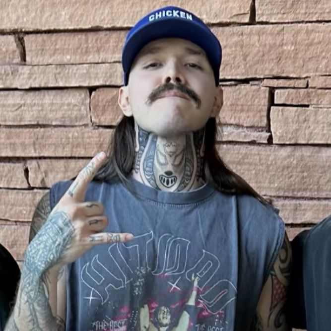 Dominik Mysterio adding to his neck tattoo

(Courtesy: bigshot IG Stories)