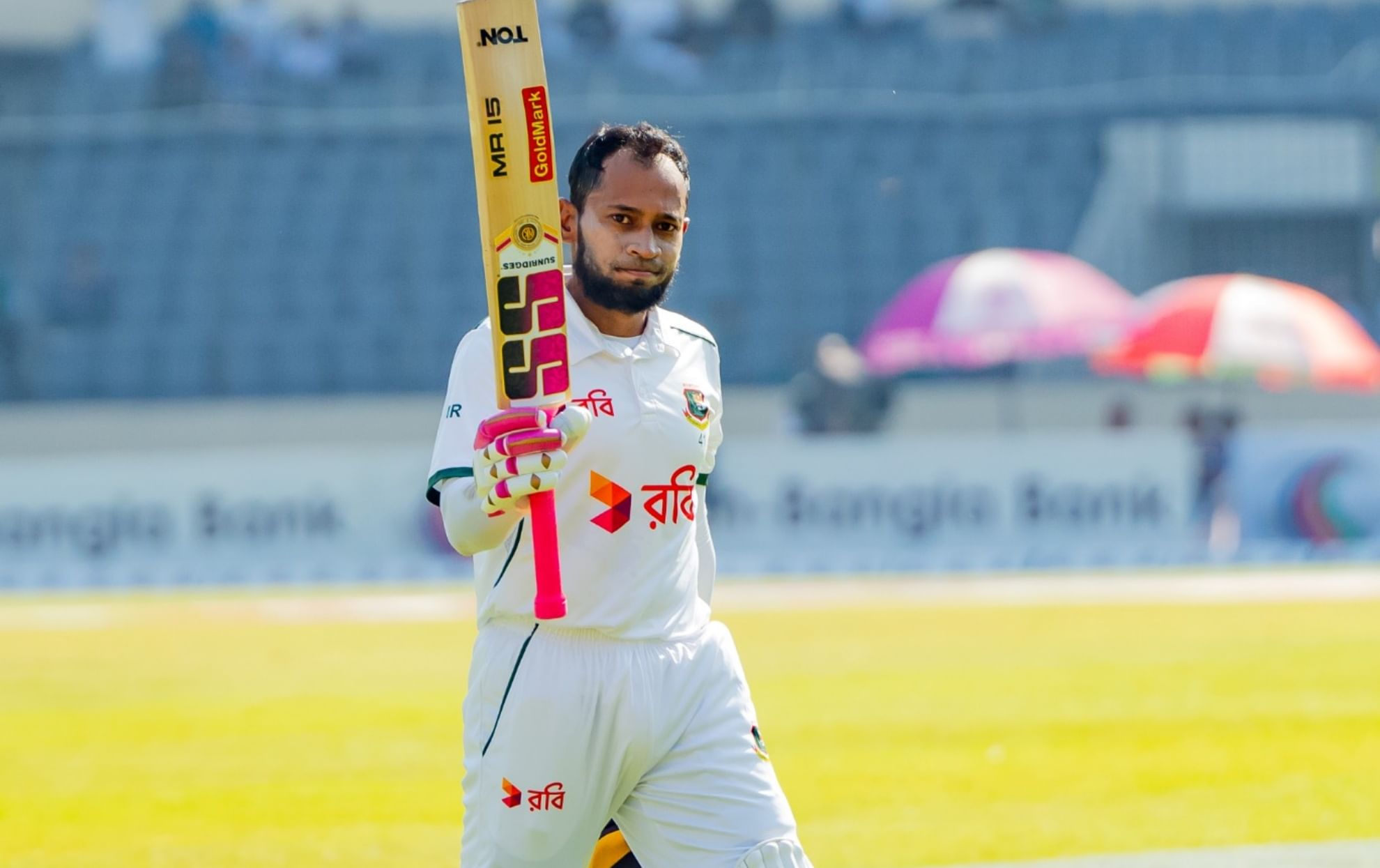 Mushfiqur Rahim celebrates his hundred in his 100th test