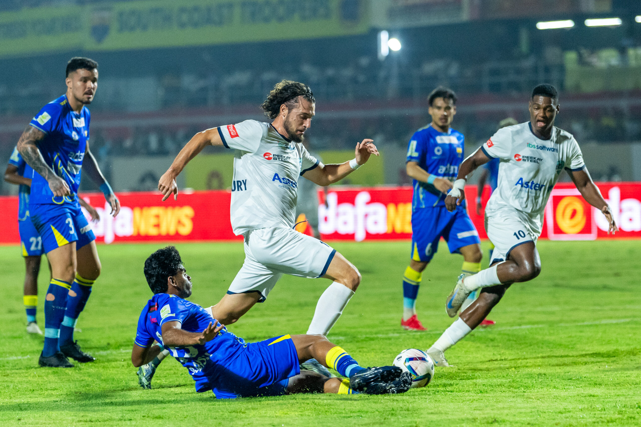 During the match played between Thiruvananthapuram Kombans FC and Calicut FC in the Super League Kerala 2025, held at Chandrasekharan Nair Stadium, Thiruvananthapuram on December 3rd, 2025

Photos: Shibu Preman / S3 Media /  Super League Kerala