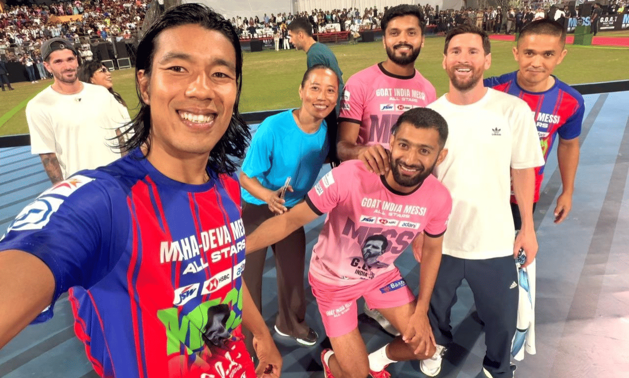 Football first in Mumbai, as Messi fever hit high in Wankhede