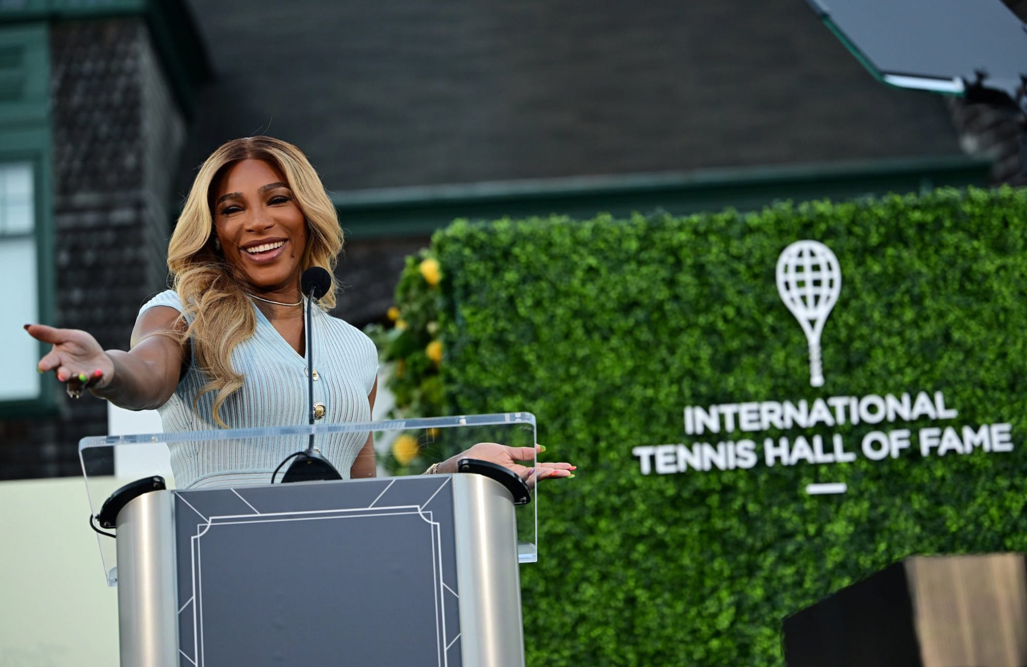 Serena Williams refutes rumours of her possible return to the WTA Tour.