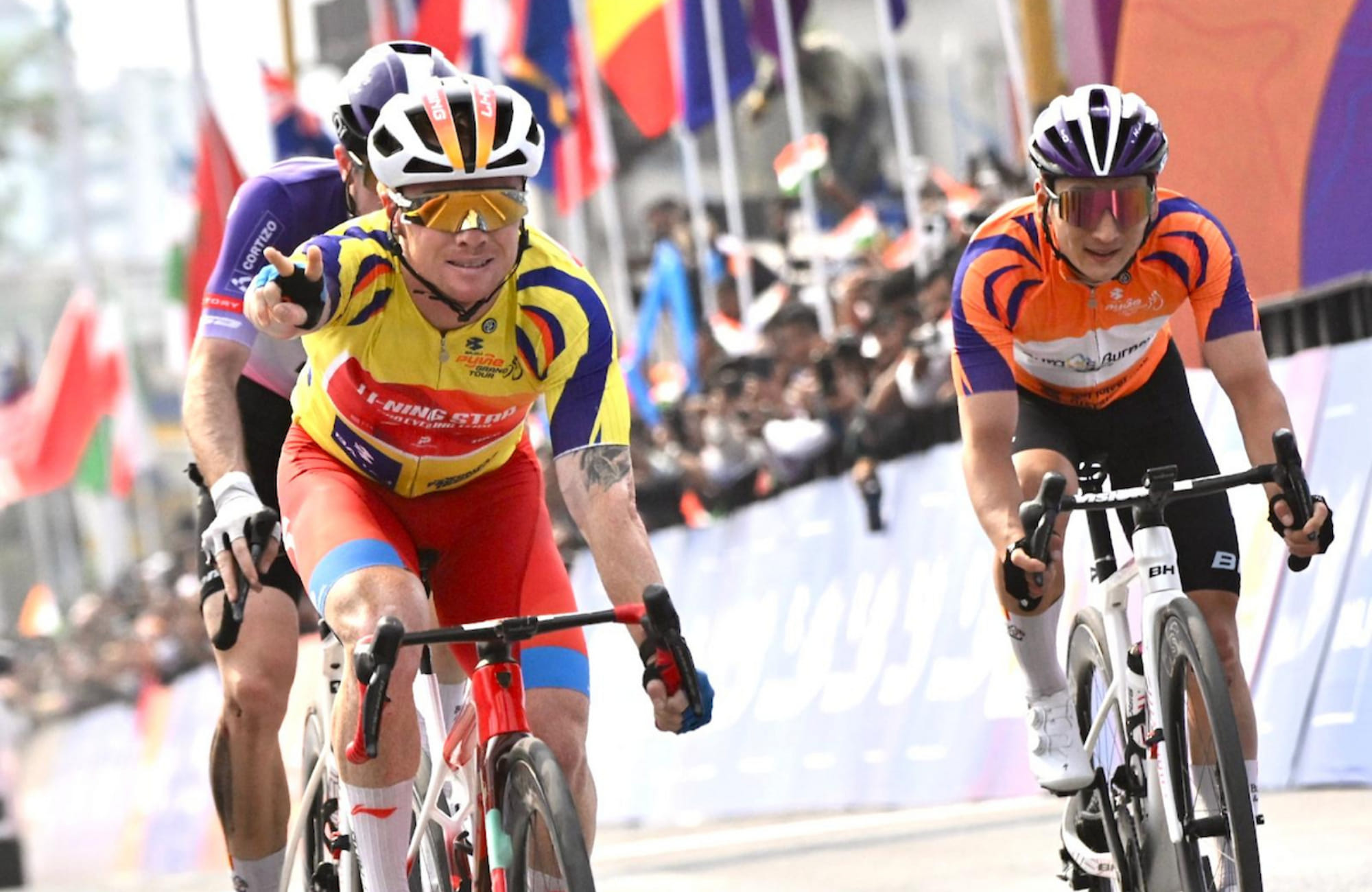 Luke Mudgway claimed Stage Two of the Pune Grand Tour 2026, winning the Maratha Heritage Circuit to retain the yellow jersey ahead of a demanding Stage Three.