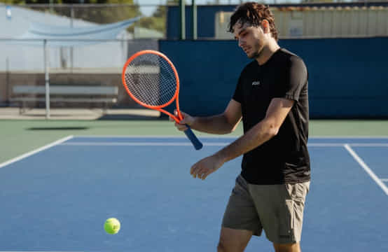 Injury scare puts Taylor Fritz's Australian Open participation in jeopardy